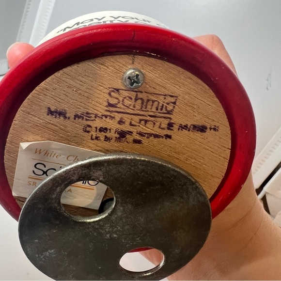 Vintage Schmid Music Box Little Miss Sunshine White Christmas - Picture 5 of 5